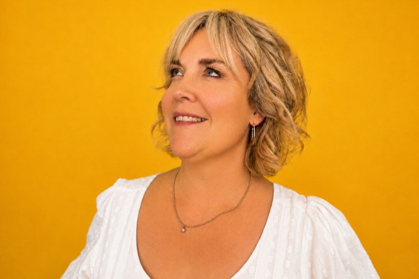 Kelly Thompson